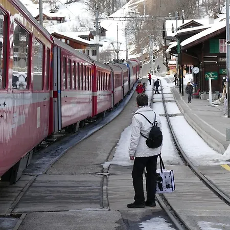 Bahnhöfli * Klosters-Serneus